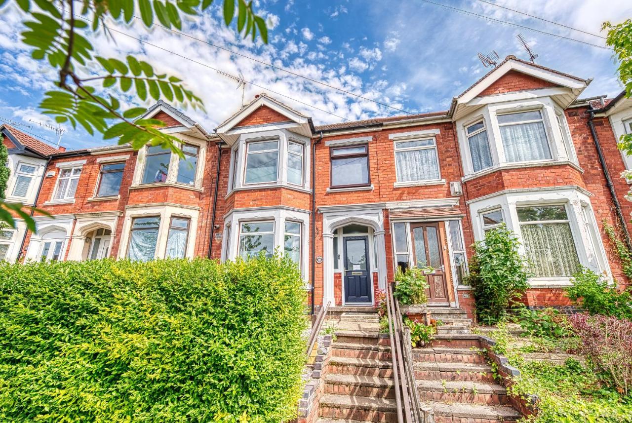 Close To A46 City Centre Sleeps 6, 5 Beds Ensuite Free Wi-Fi Queens House Inspire Homes Coventry Exterior photo