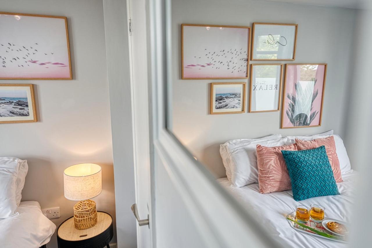 Close To A46 City Centre Sleeps 6, 5 Beds Ensuite Free Wi-Fi Queens House Inspire Homes Coventry Exterior photo